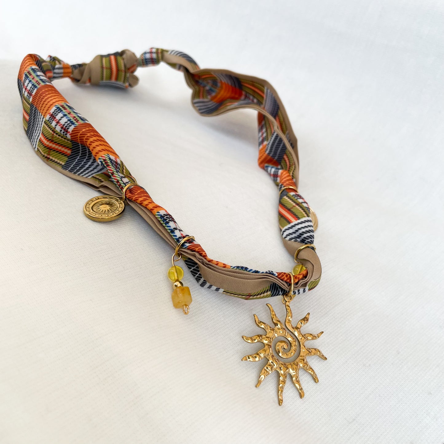 Collier foulard 3